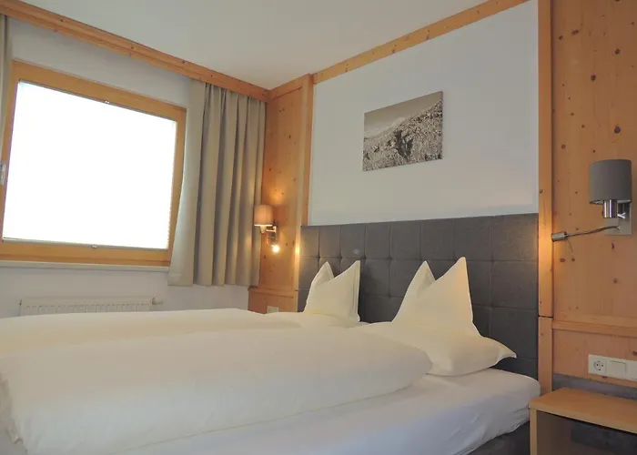 Haus Christophorus بيت ضيافة اوبرغورغل