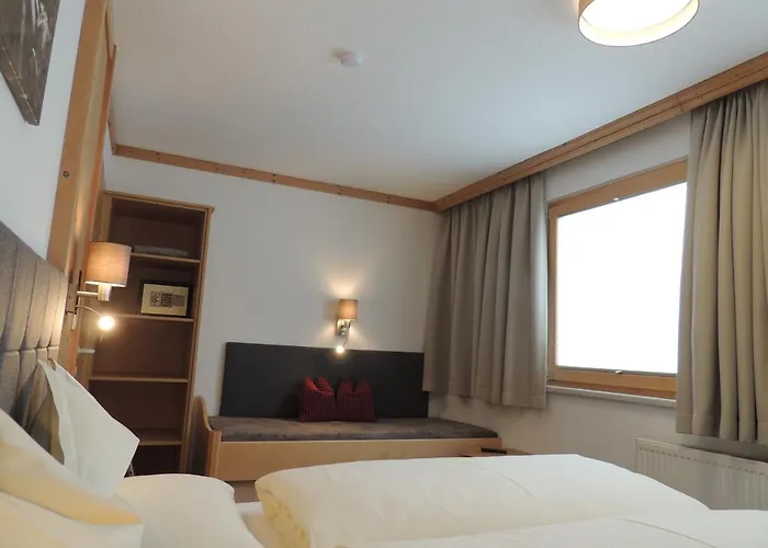 Haus Christophorus 3* اوبرغورغل